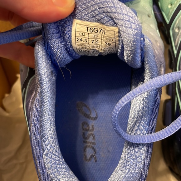 ASICS sneakers - Picture 4 of 4